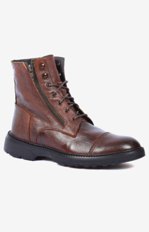 Chaussure Nomad mChaussure Nomad marron vue de côté - Botte confortable et durable - Design robuste avec fermeture zip latérale et lacetsarron vue de cote - botte confortable et durable