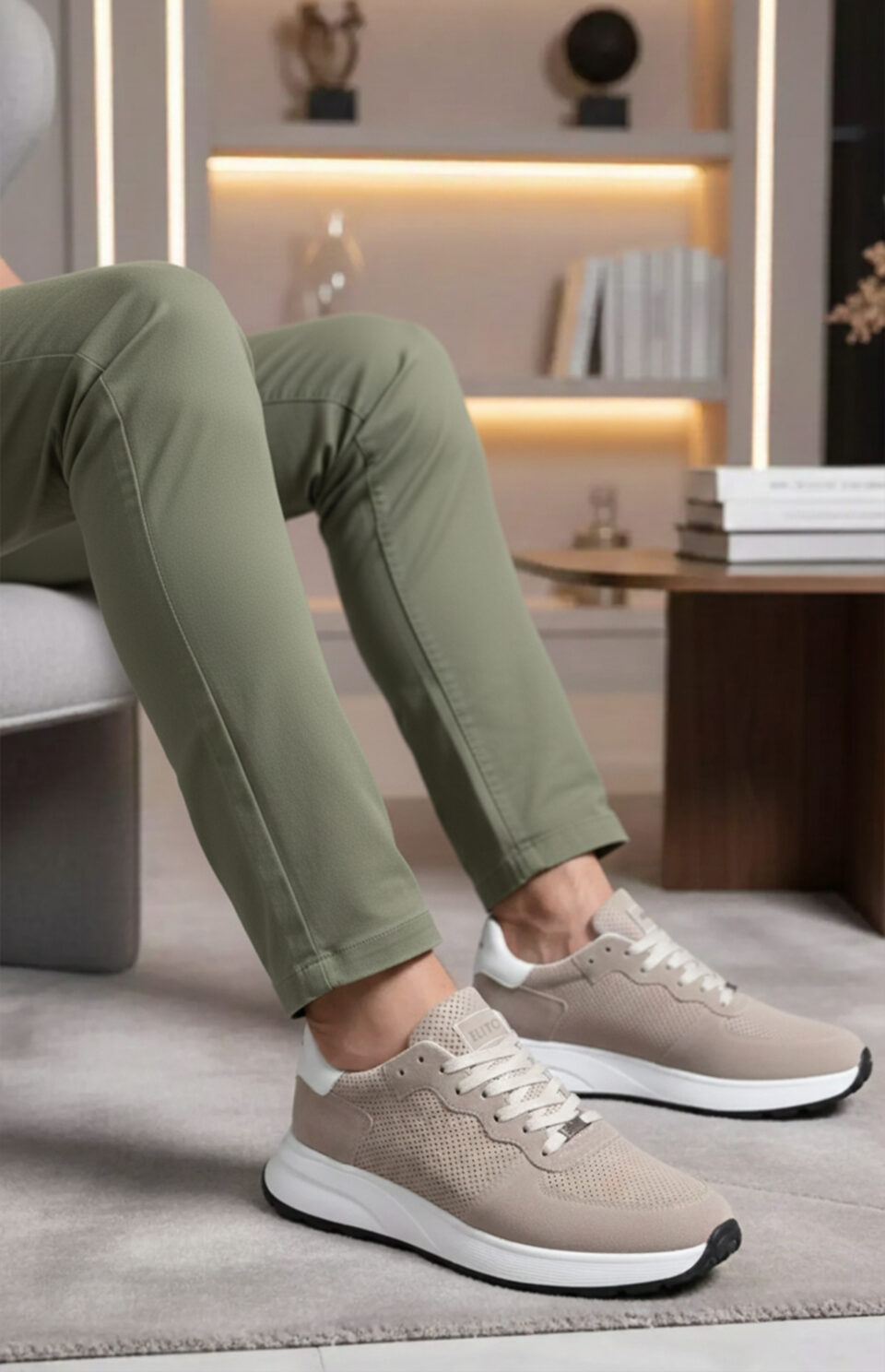 Sneaker ALTO beige homme en mélange daim mesh et cuir perforé